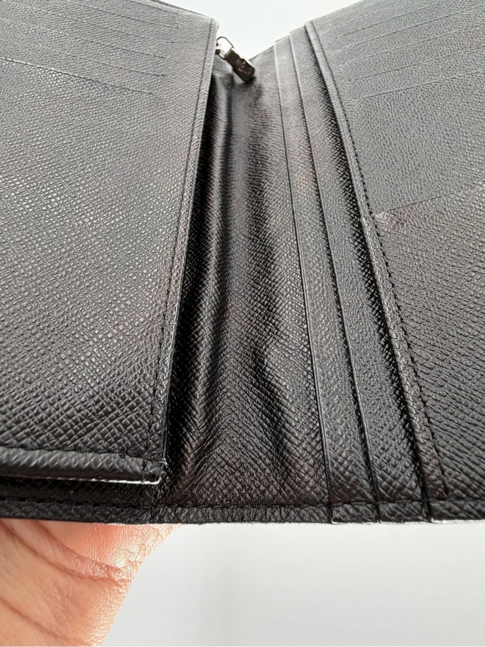Louis Vuitton Brazza Damier Graphite Vertical Mens Wallet Very Good Condition! - Picture 15 of 16